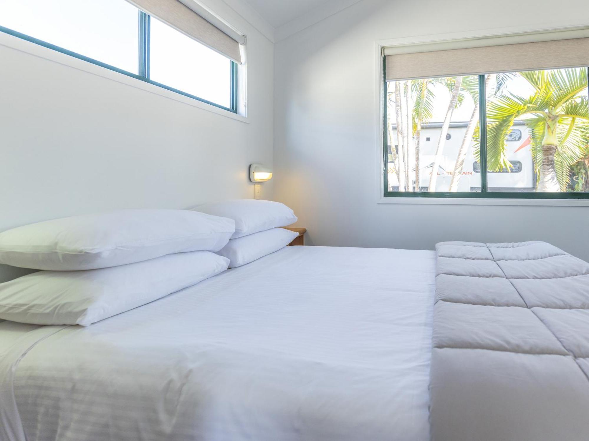 Nrma Bowen Beachfront Holiday Park Bilik gambar
