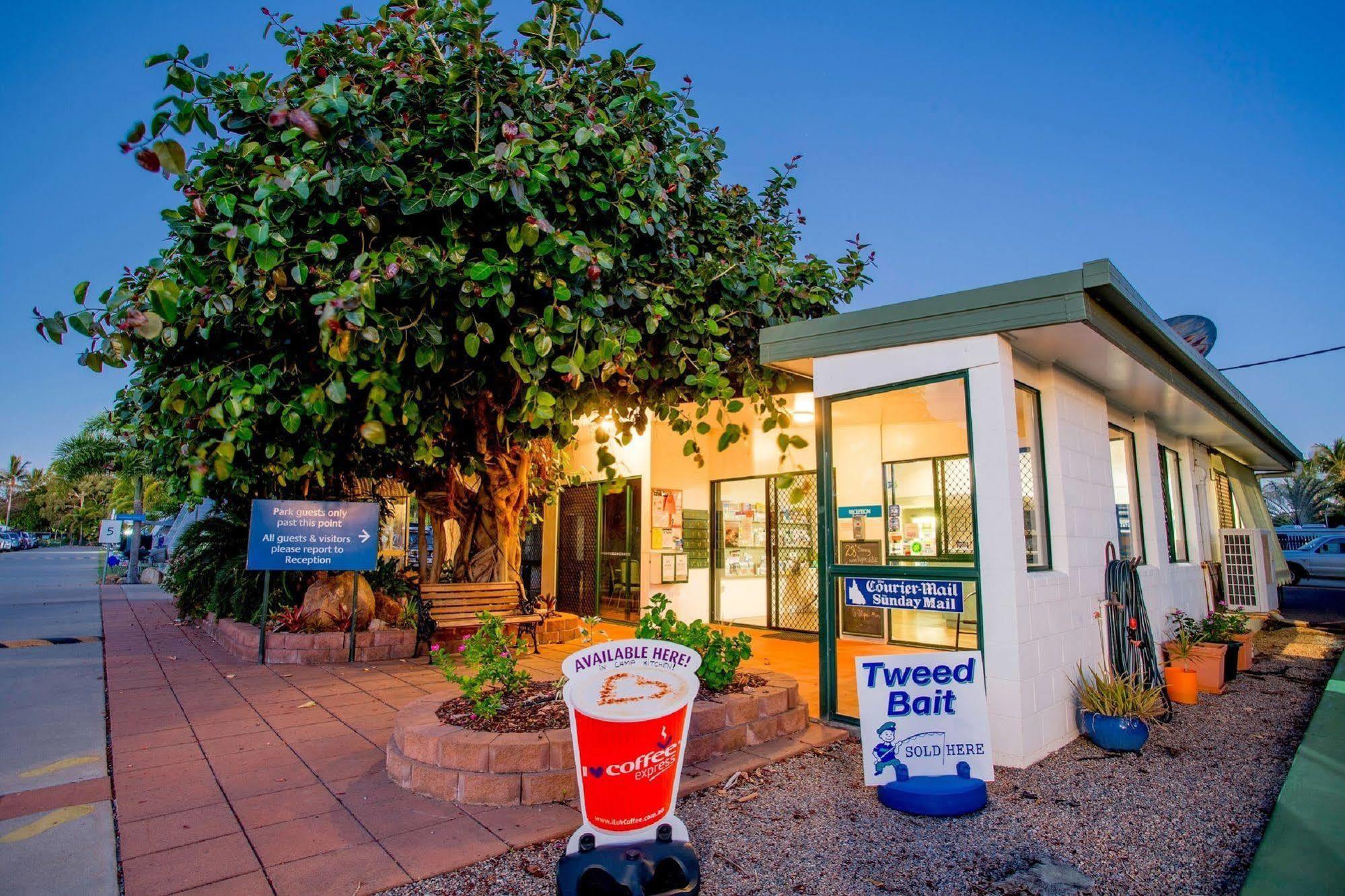 Nrma Bowen Beachfront Holiday Park Luaran gambar